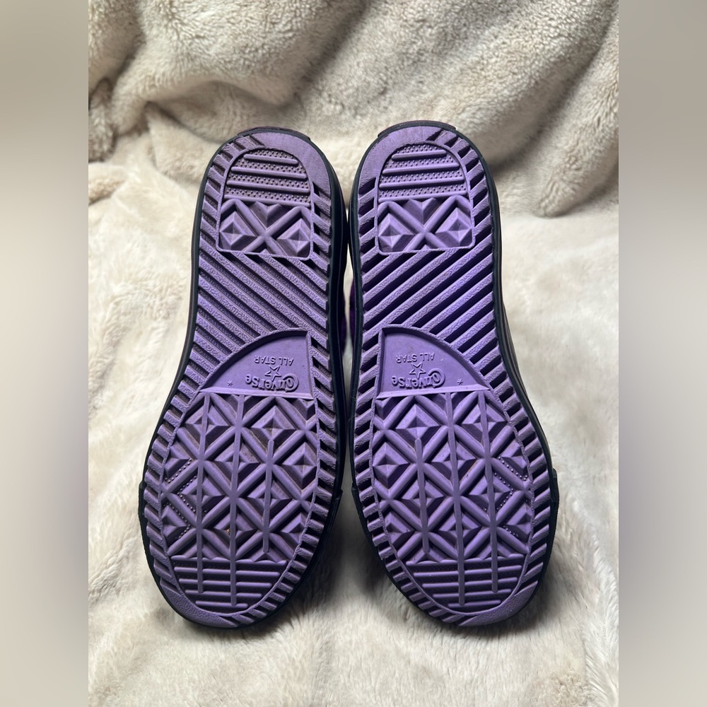 Juniors Converse Size 1 boot shoe - Picture 4 of 7